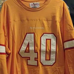 Mitchell & Ness  Long Sleeve Tee Tampa Bay Buccaneers Mike Alstott #40